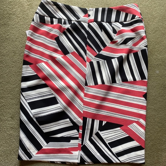 Nine West skirt - Picture 4 of 5